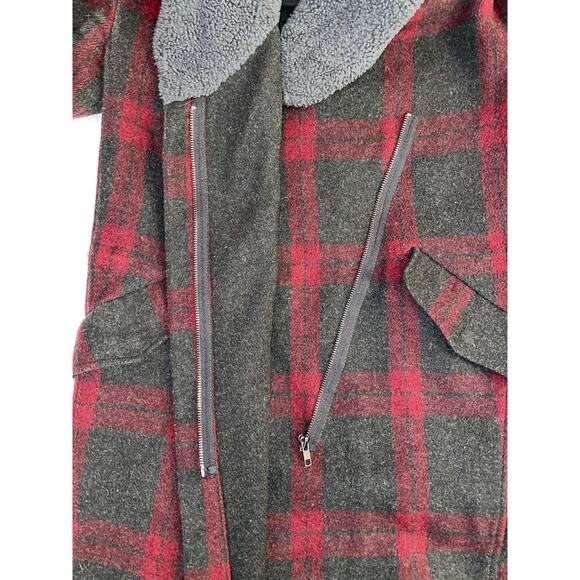 BB Dakota by Steve Madden Wool Blend‎ Coat - Size XS - Very Cozy, Asymmetric Zip - Picture 5 of 11